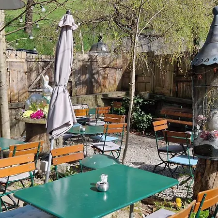 & Bistro Pele-mele 3* ברן