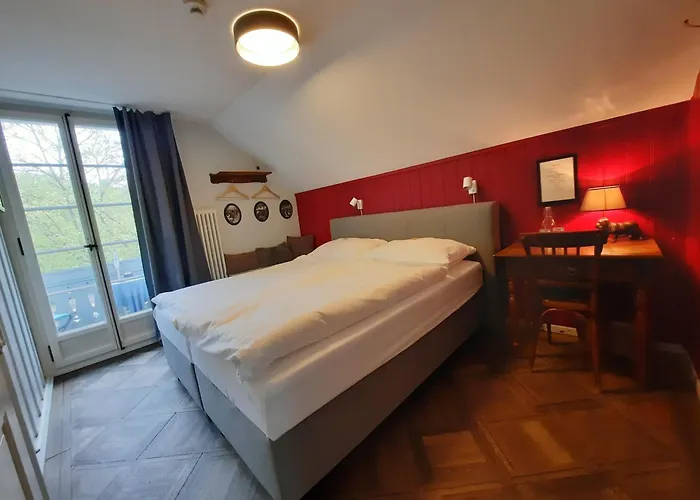 & Bistro Pele-mele Ξενοδοχείο 3*