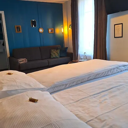兰德豪斯酒店